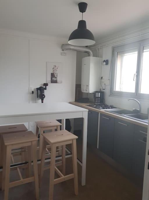 Appartement Calme 3 Chambres Avec Lit Double Wifi - Parking Facile Vandoeuvre-lès-Nancy Eksteriør bilde